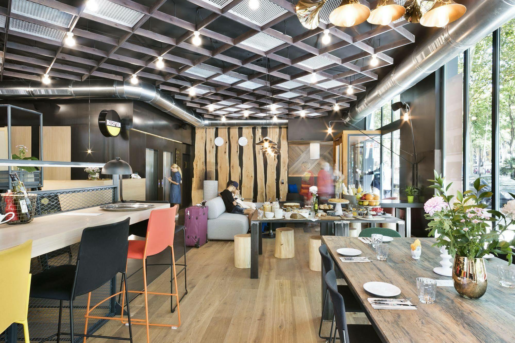 Niu 3* Barcelone